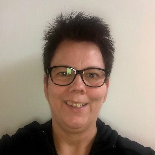 Tine – Har funnit en god väninna och hjälper samtidigt andra i svåra tider.