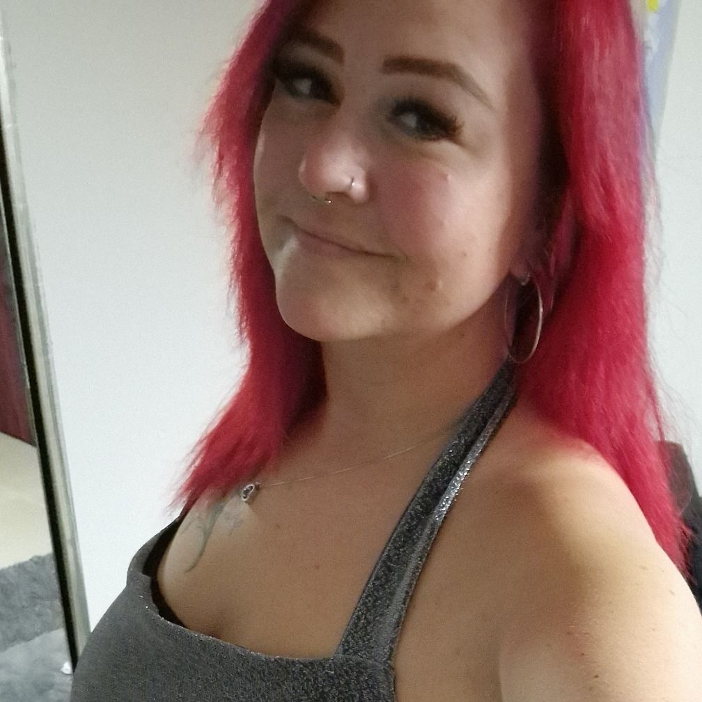 Ninna – Skulle sitta ensam på nyårsafton, men slutade med att bjuda in tre nyårsgäster.