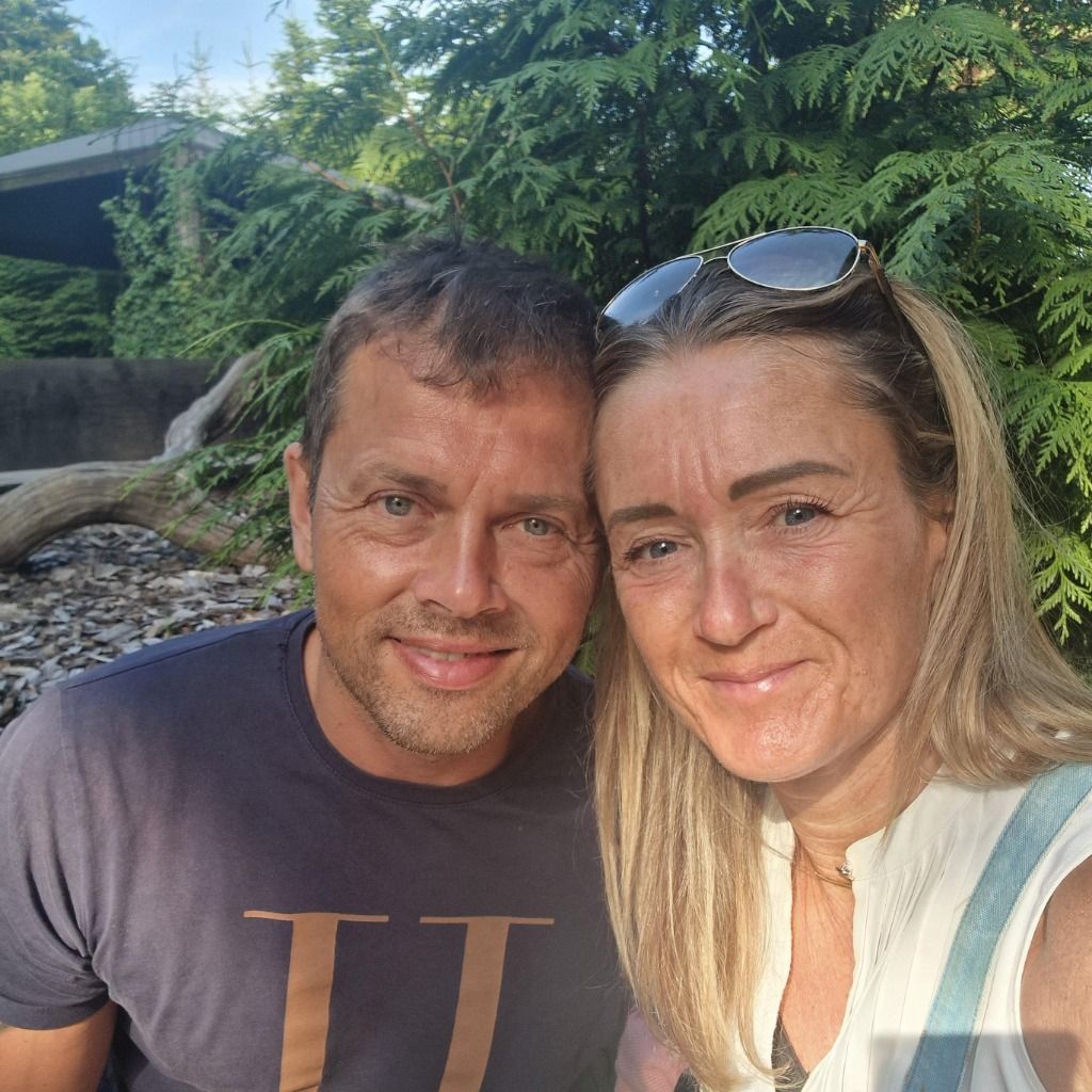 Pernille – Oförglömlig nyårsafton med åtta främlingar