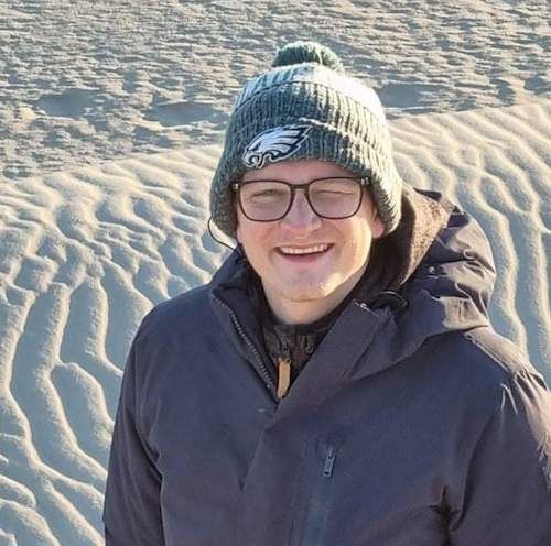 Rasmus – En spontan husbilstur slutade med en främmande nyårsgäst.