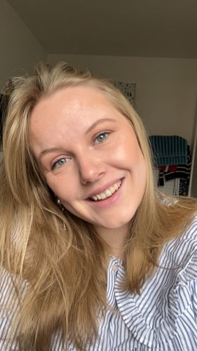 Lea fandt nære venskaber, både før og efter hun flyttede
