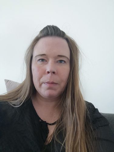 Gitte oplevede ægte julefællesskab hos en sød værtsfamilie, der fik hende til at glemme ensomhed i julen