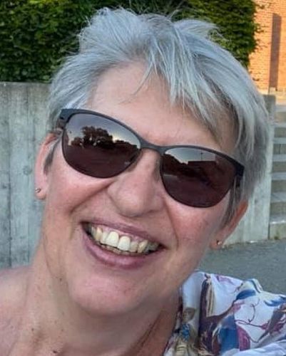 Karen holdt juleaften med 6 fremmede i stedet for at sidde alene
