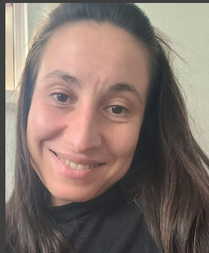 Elena blev inviteret til juleaften, som endte med at vare i to dage