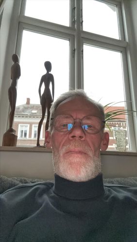 Trods nylig skilsmisse fik Lars en hyggelig juleaften i det bedste selskab 