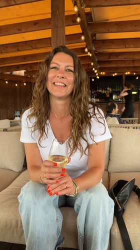 Marlene overvandt sin tvivl og fik en uforglemmelig nytårsaften med 12 fremmede